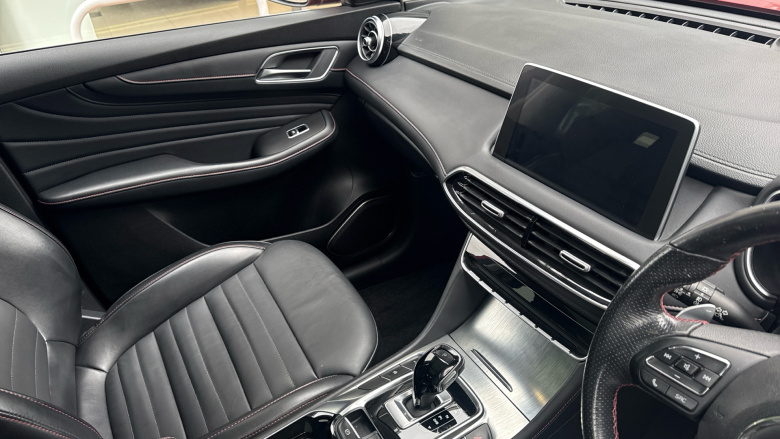 MG Hs 1.5 T-GDI Exclusive 5dr DCT Petrol Hatchback